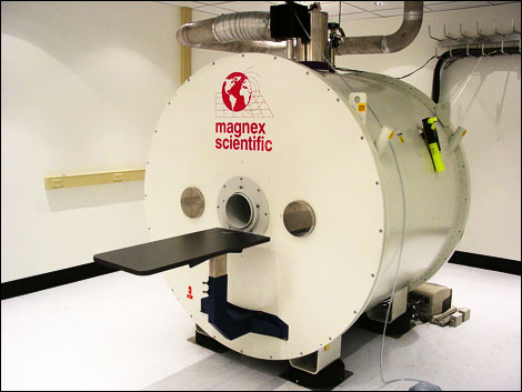 File:Micro-magnetic resonance imaging.jpg